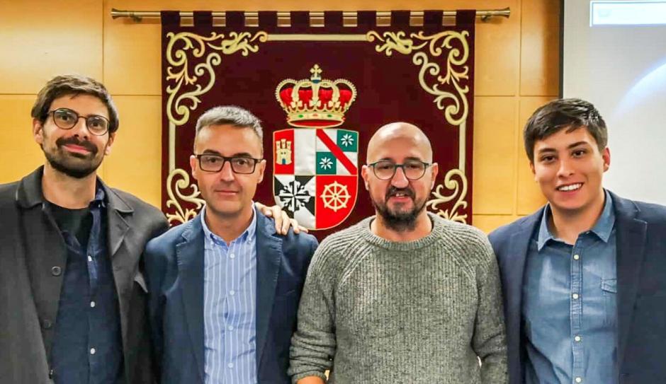 Docente y alumno de la UM expusieron en la Universidad de Castilla-La Mancha